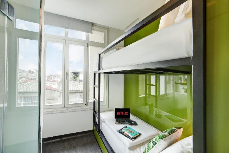 Wabi Hostels Istanbul Exterior photo